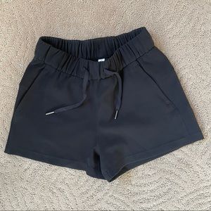 NEW lululemon on the fly woven shorts